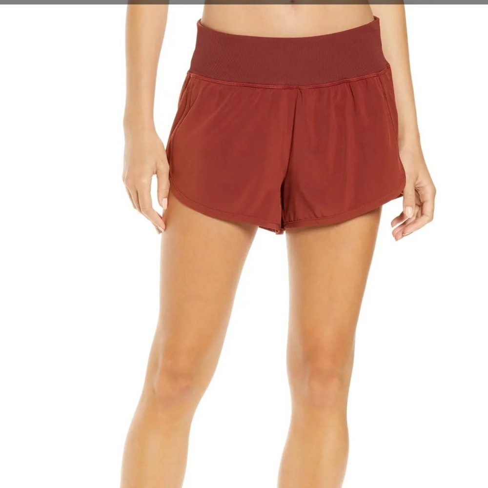 Zella Athletic Shorts High-Waisted Relaxed Fit